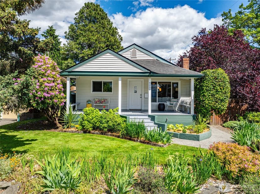Property photo for 9056 37th Avenue SW, Seattle photo 2