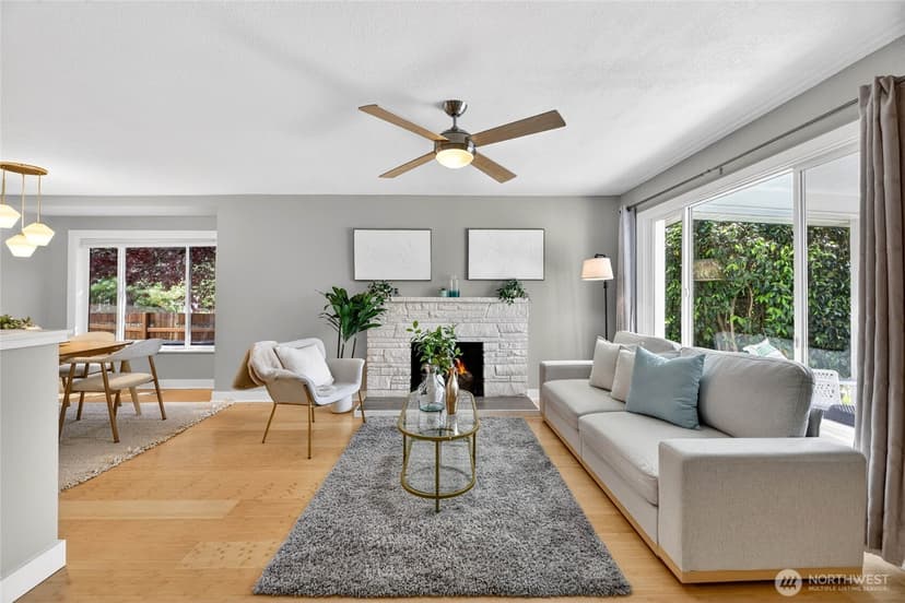 Property photo for 9056 37th Avenue SW, Seattle photo 4