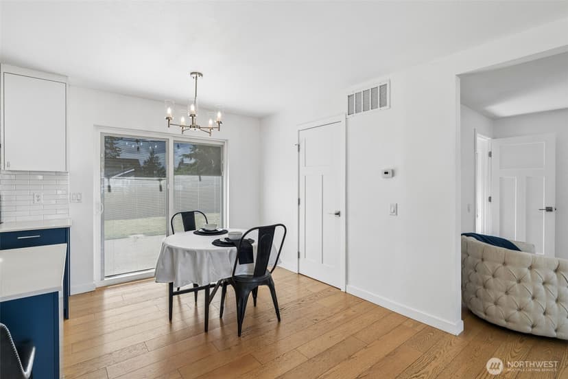 Property photo for 25733 19th Avenue S, Des Moines photo 16