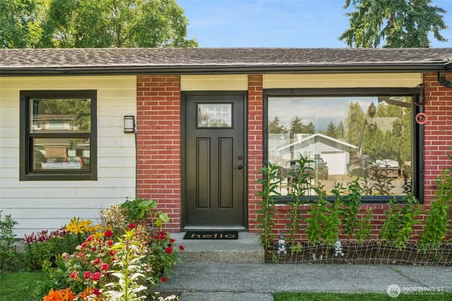 Property photo for 25733 19th Avenue S, Des Moines