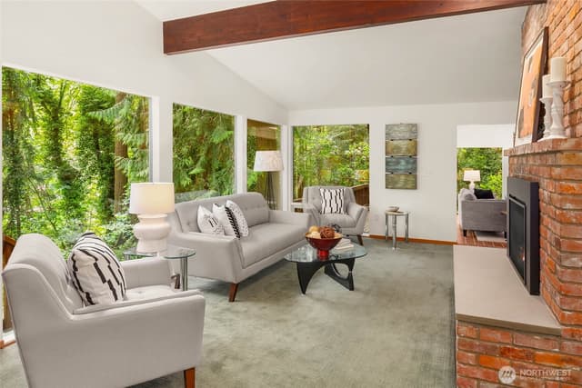 Property photo for 14460 NE 16th Place, Bellevue photo 4