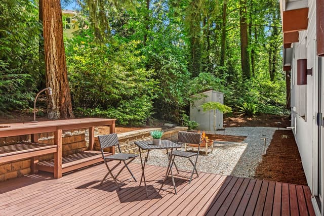 Property photo for 14460 NE 16th Place, Bellevue photo 2