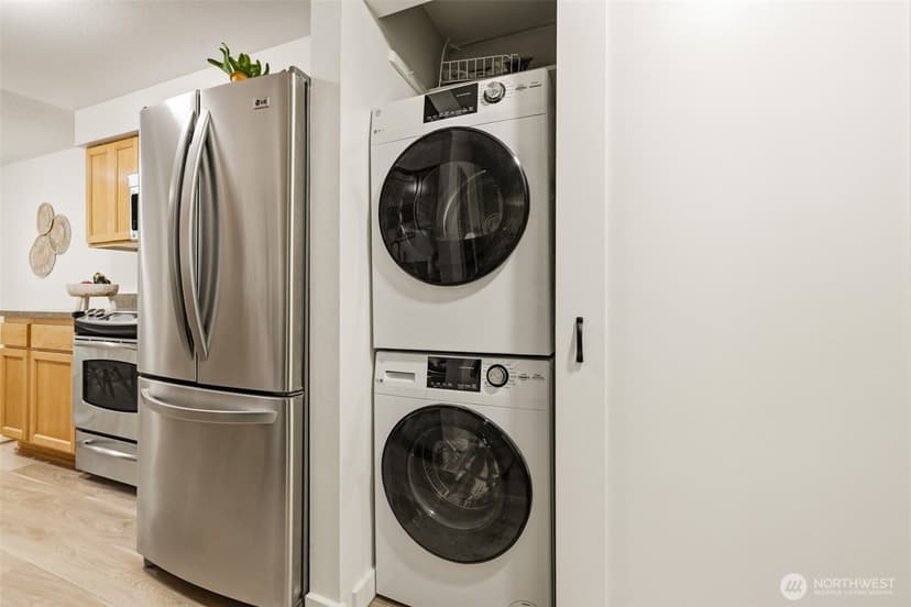 Property photo for 17211 NE 45th Street #79, Redmond photo 8