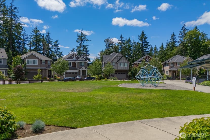Property photo for 480 6th Lane NE, Issaquah photo 29