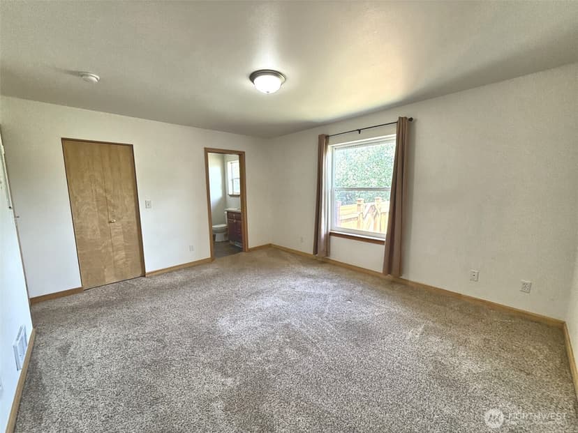 Property photo for 509 Point Brown Avenue SW, Ocean Shores photo 10