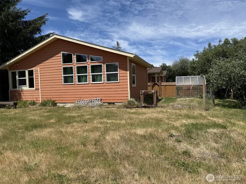 Property photo for 509 Point Brown Avenue SW, Ocean Shores photo 26