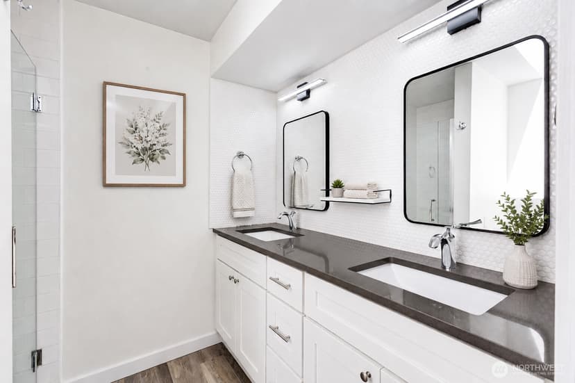 Property photo for 7815 NE 167th Street, Kenmore photo 26