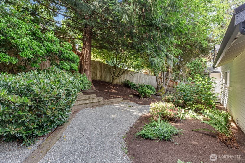 Property photo for 7815 NE 167th Street, Kenmore photo 32