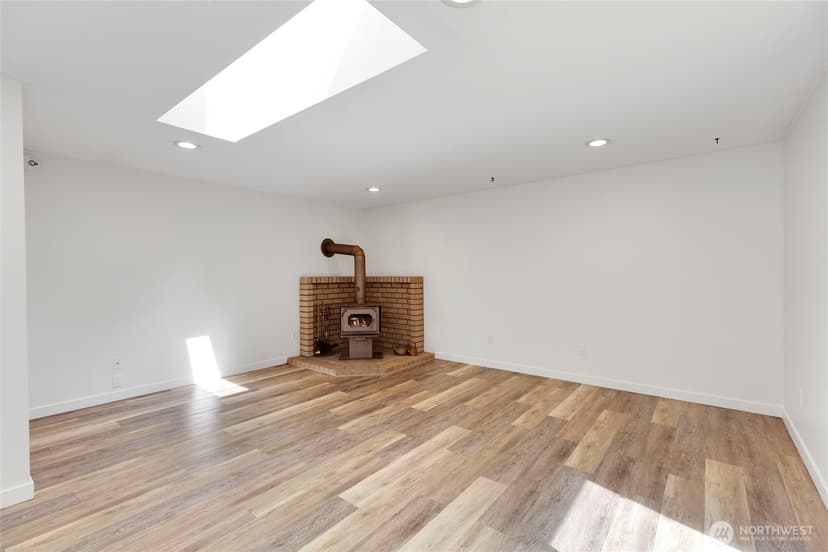 Property photo for 7815 NE 167th Street, Kenmore photo 14