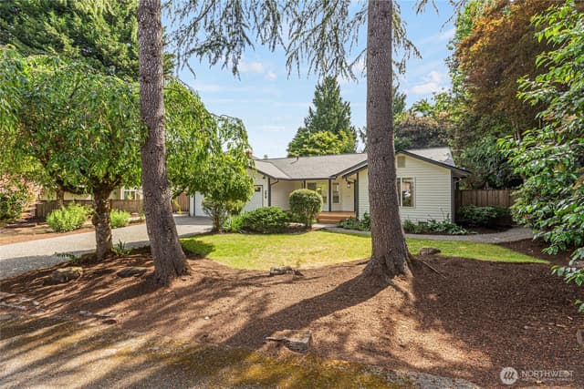 Property photo for 7815 NE 167th Street, Kenmore photo 4