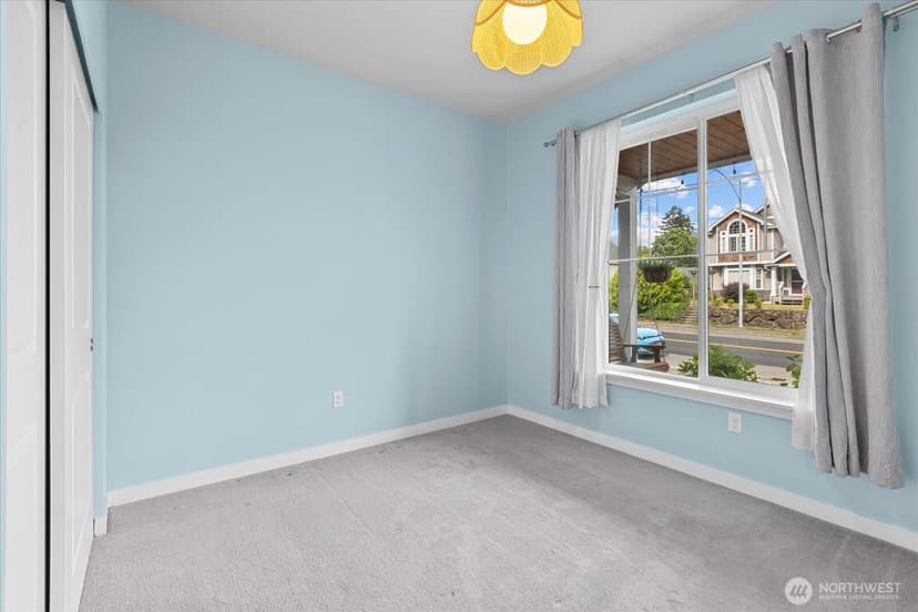 Property photo for 2334 S Wilkeson Street, Tacoma photo 25
