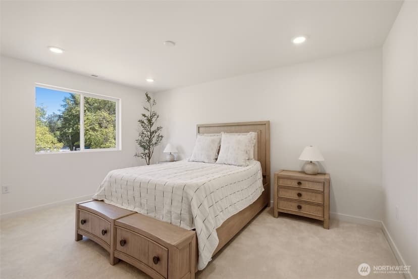 Property photo for 9711 Mckinley Avenue E, Tacoma photo 14