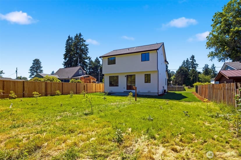 Property photo for 9711 Mckinley Avenue E, Tacoma photo 28