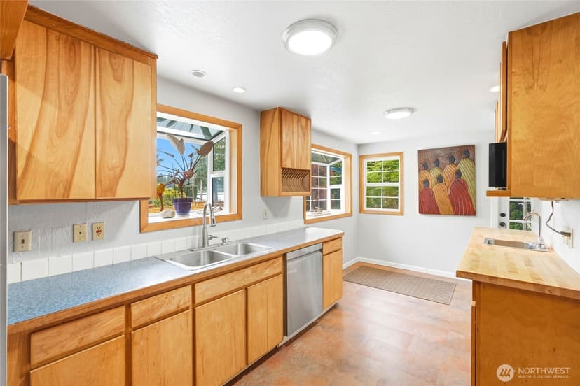 Property photo for 4243 Timberline Road, Clinton photo 8