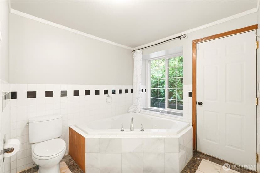 Property photo for 4243 Timberline Road, Clinton photo 17