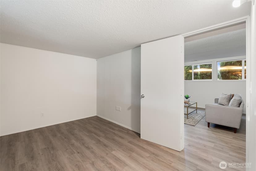 Property photo for 1119 Shelton Avenue NE, Renton photo 22