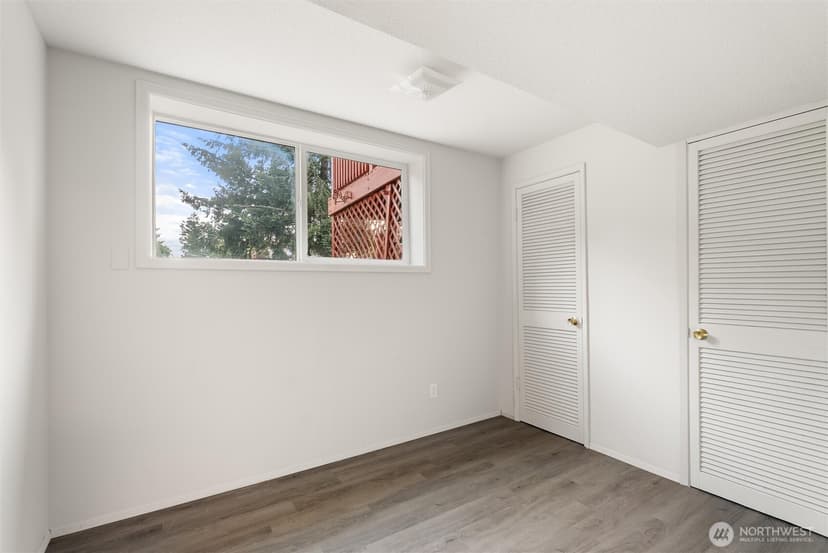 Property photo for 1119 Shelton Avenue NE, Renton photo 34