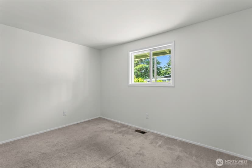 Property photo for 29718 3rd Avenue S, Federal Way photo 21