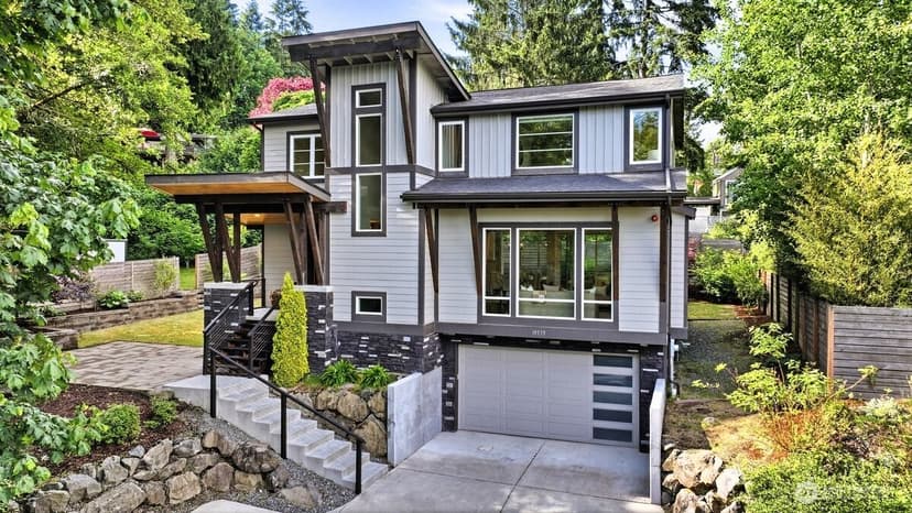 Property photo for 19535 53rd Avenue NE, Lake Forest Park