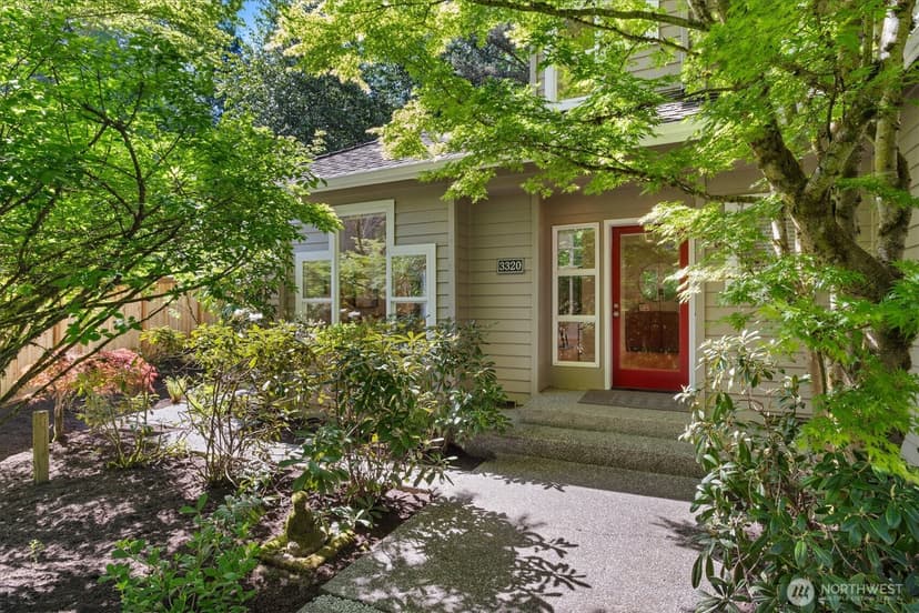 Property photo for 3320 165th Place NE, Bellevue