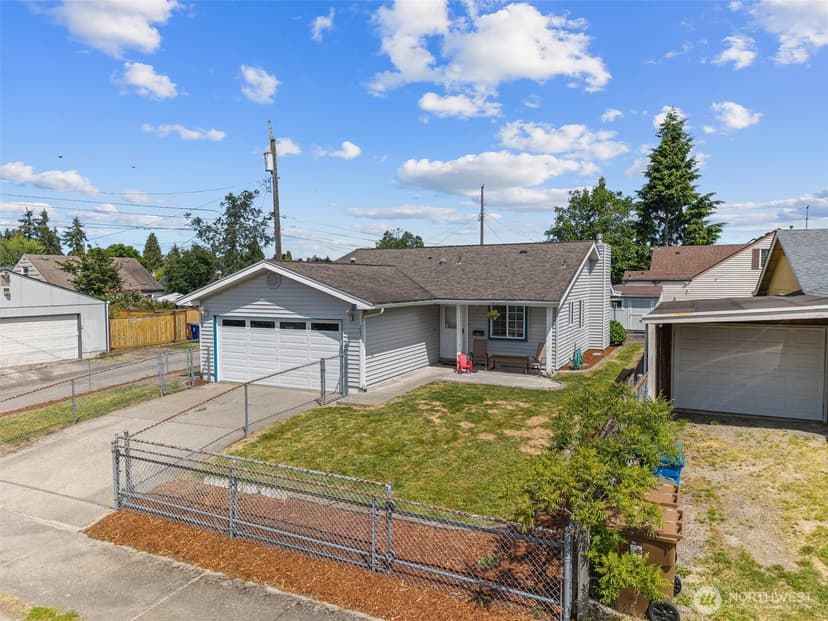 Property photo for 207 S 63rd Street, Tacoma photo 4