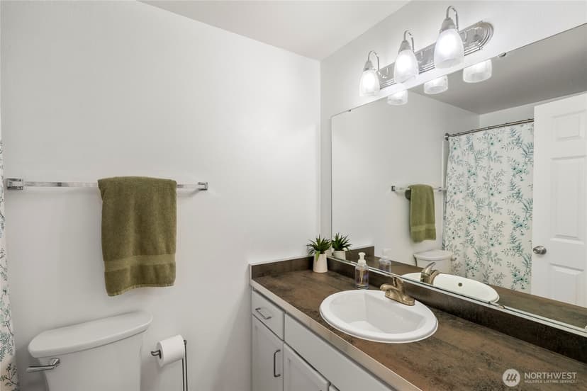 Property photo for 831 19th Avenue S, Seattle photo 26