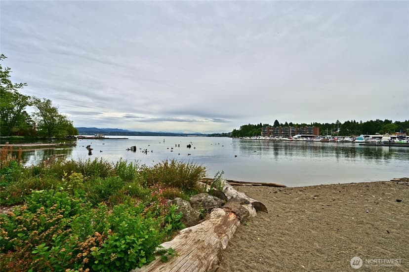 Property photo for 5402 S Cloverdale Street, Seattle photo 12