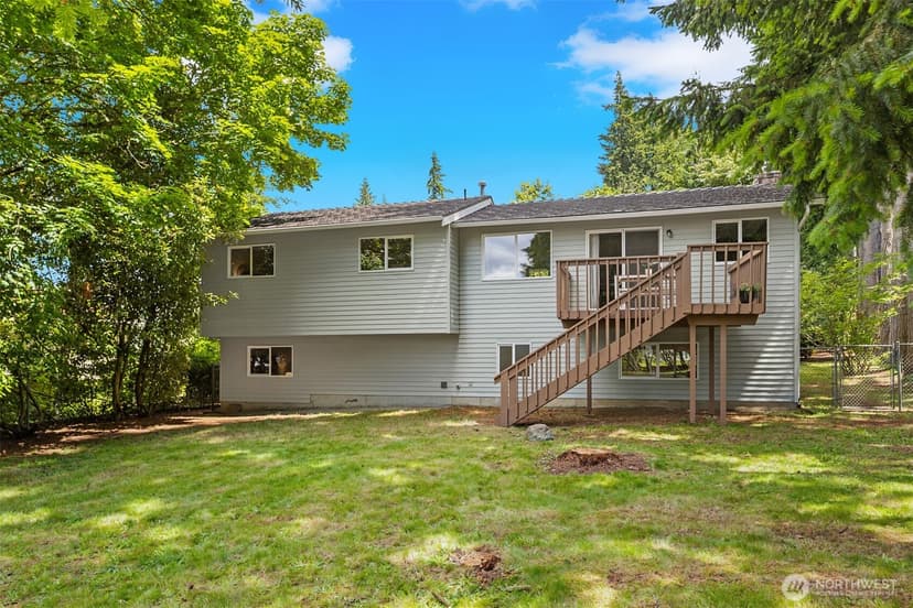 Property photo for 7223 NE 152nd Place, Kenmore photo 27