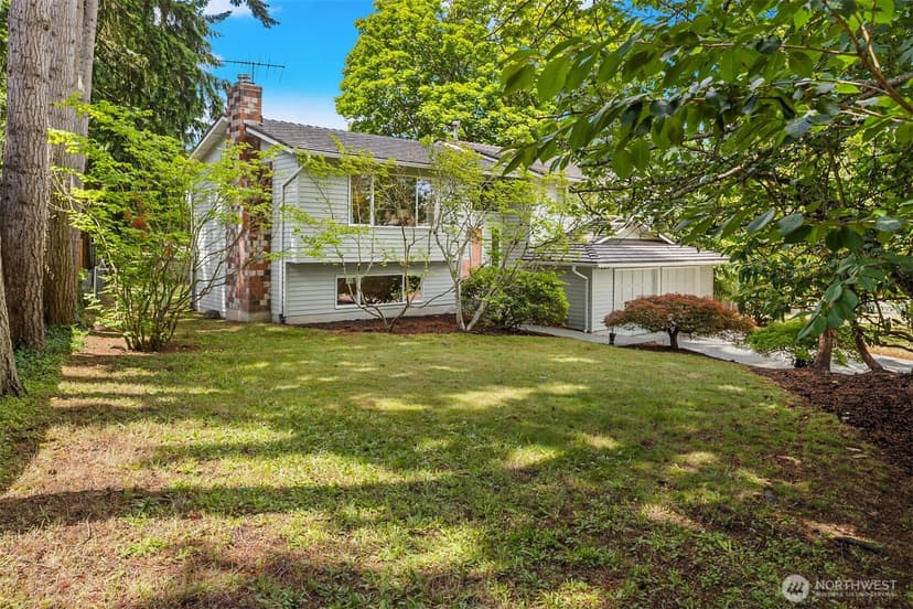 Property photo for 7223 NE 152nd Place, Kenmore photo 26