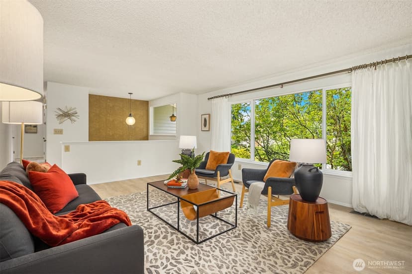 Property photo for 7223 NE 152nd Place, Kenmore photo 6