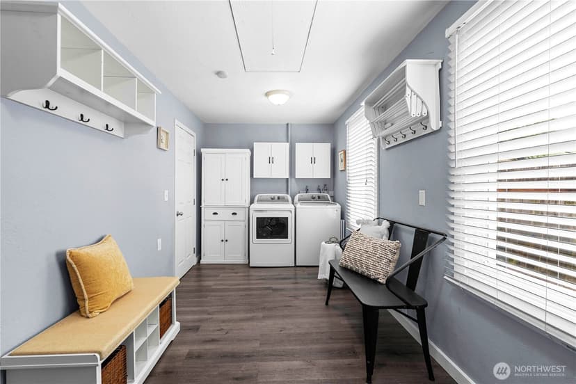 Property photo for 1 E McGill Avenue, Everett photo 19