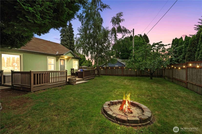 Property photo for 1 E McGill Avenue, Everett photo 4