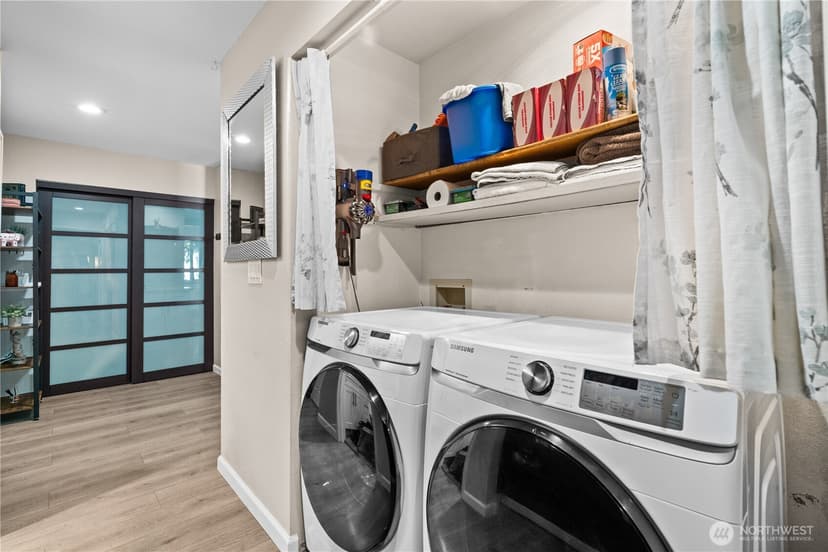 Property photo for 613 4th Avenue W #103, Seattle photo 30