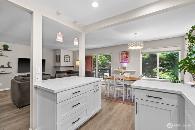 Property photo for 613 4th Avenue W #103, Seattle photo 13