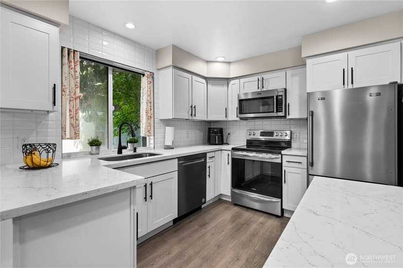 Property photo for 613 4th Avenue W #103, Seattle photo 10