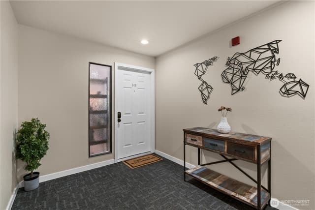 Property photo for 613 4th Avenue W #103, Seattle photo 5