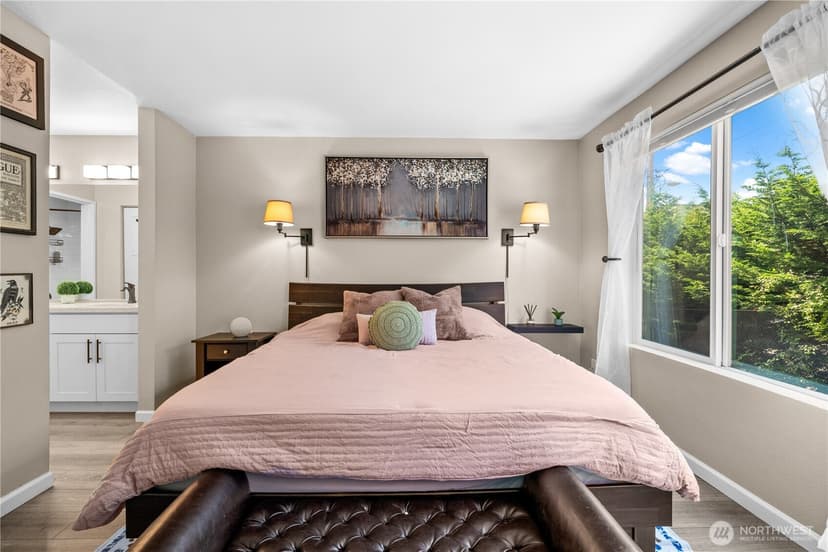 Property photo for 613 4th Avenue W #103, Seattle photo 20