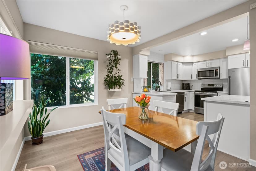 Property photo for 613 4th Avenue W #103, Seattle photo 16