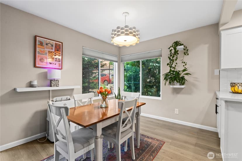 Property photo for 613 4th Avenue W #103, Seattle photo 17