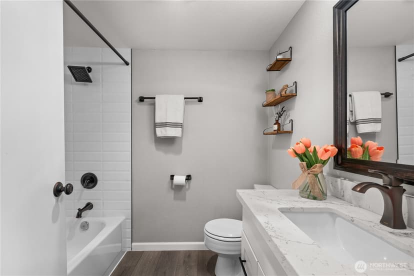 Property photo for 613 4th Avenue W #103, Seattle photo 28