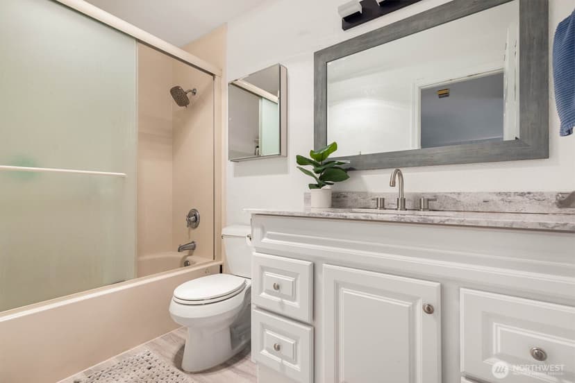 Property photo for 8747 Phinney Avenue N #7, Seattle photo 11