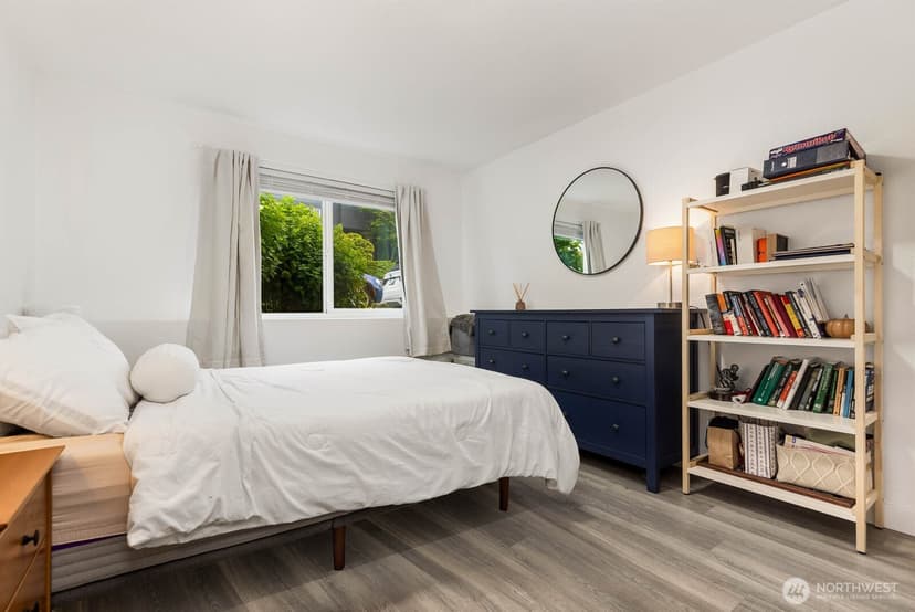 Property photo for 8747 Phinney Avenue N #7, Seattle photo 10