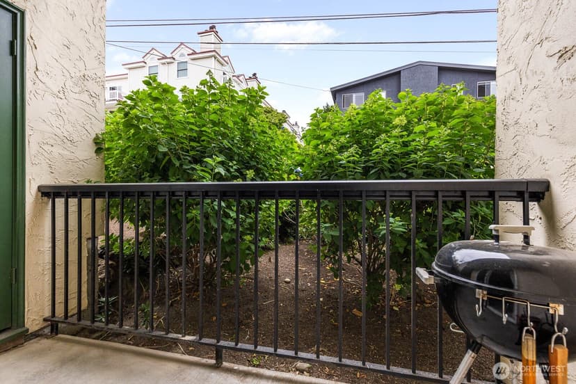 Property photo for 8747 Phinney Avenue N #7, Seattle photo 12