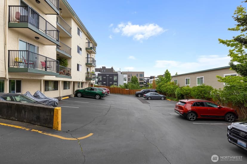 Property photo for 8747 Phinney Avenue N #7, Seattle photo 15