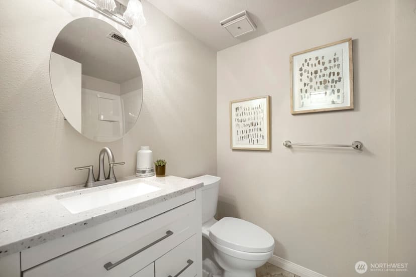 Property photo for 10634 Glen Acres Drive S, Seattle photo 21