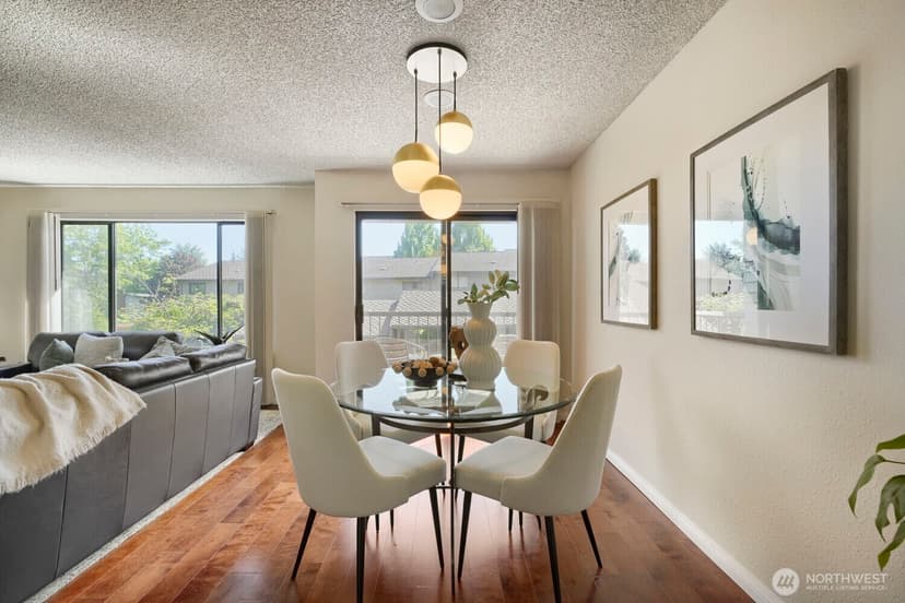 Property photo for 10634 Glen Acres Drive S, Seattle photo 9
