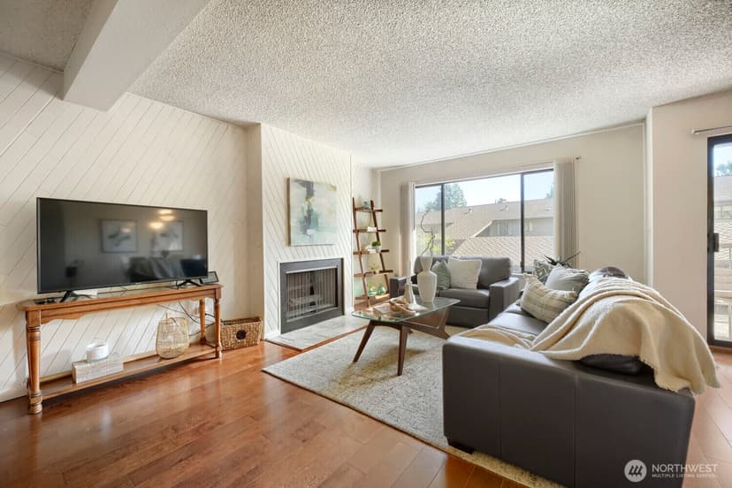 Property photo for 10634 Glen Acres Drive S, Seattle photo 7