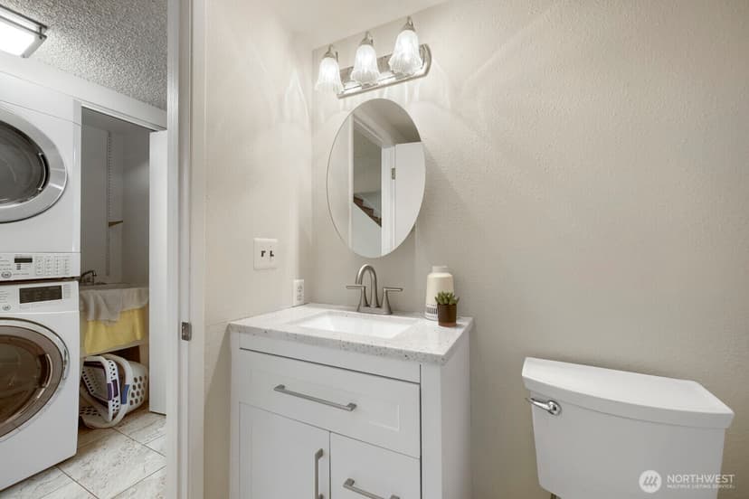 Property photo for 10634 Glen Acres Drive S, Seattle photo 22