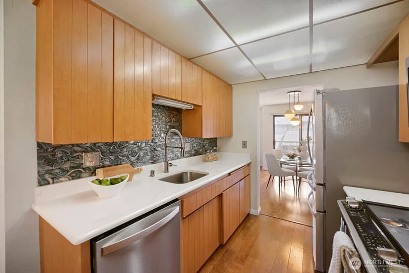 Property photo for 10634 Glen Acres Drive S, Seattle photo 13