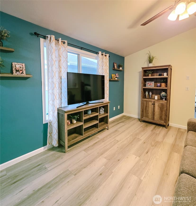 Property photo for 4409 148th Street NE, Marysville photo 5